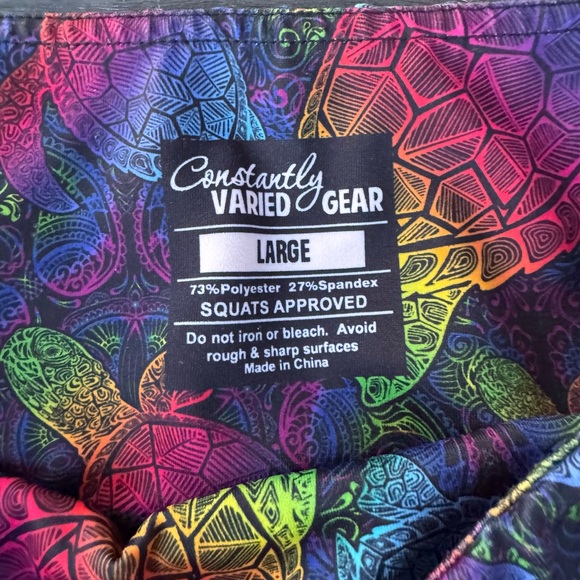 Large Constantly Varied Gear Rainbow Turtles Capris - Picture 3 of 4